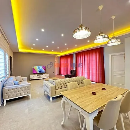 Villa Arya *