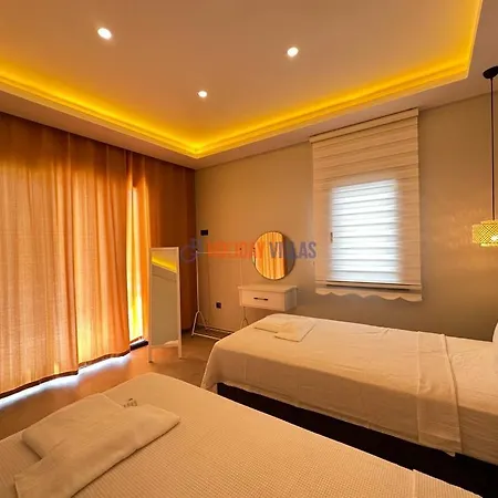 Arya Villa