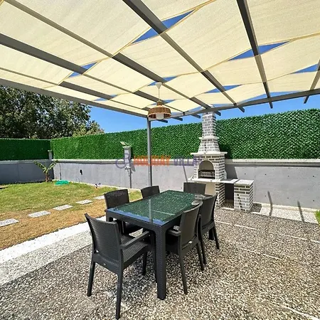 Arya Villa *
